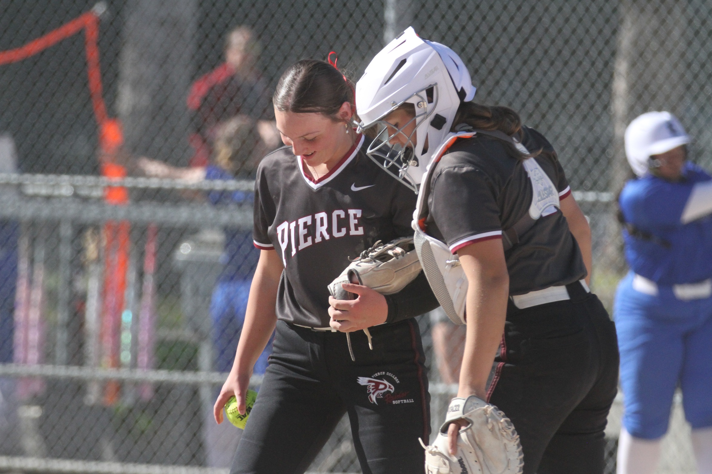 Raiders Sweep Cardinals at Home
